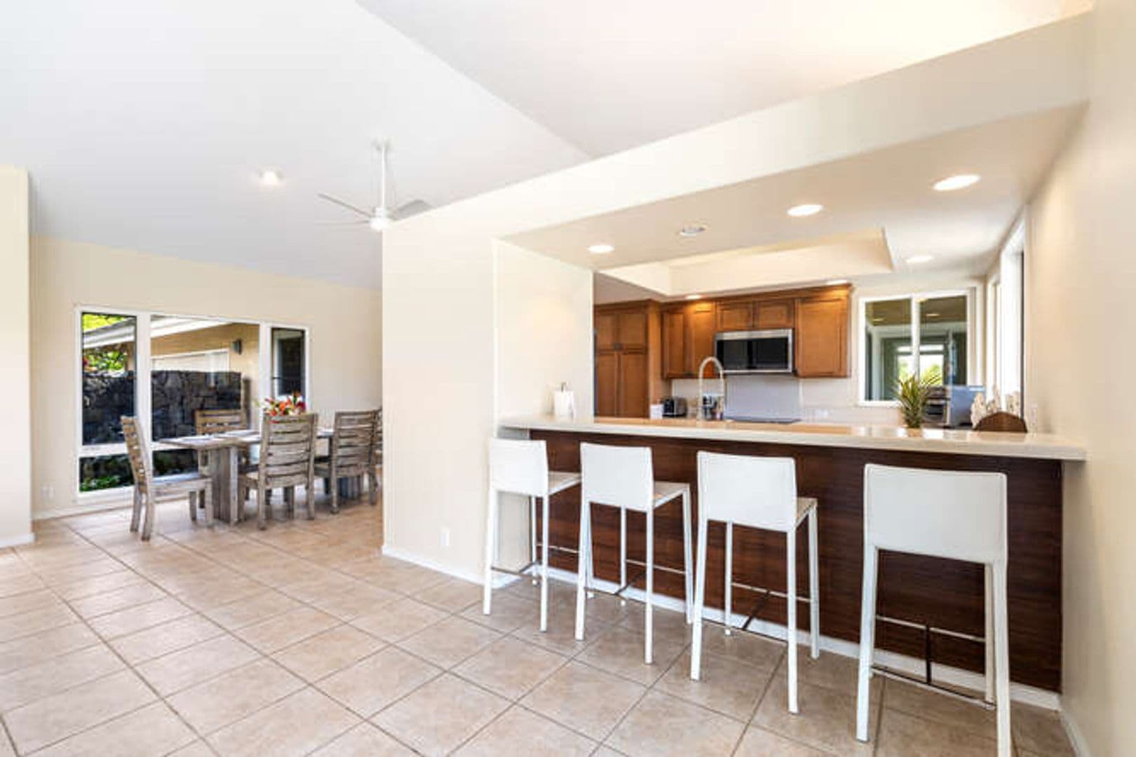 Kailua Kona House: 75-5614-R Hienaloli Road