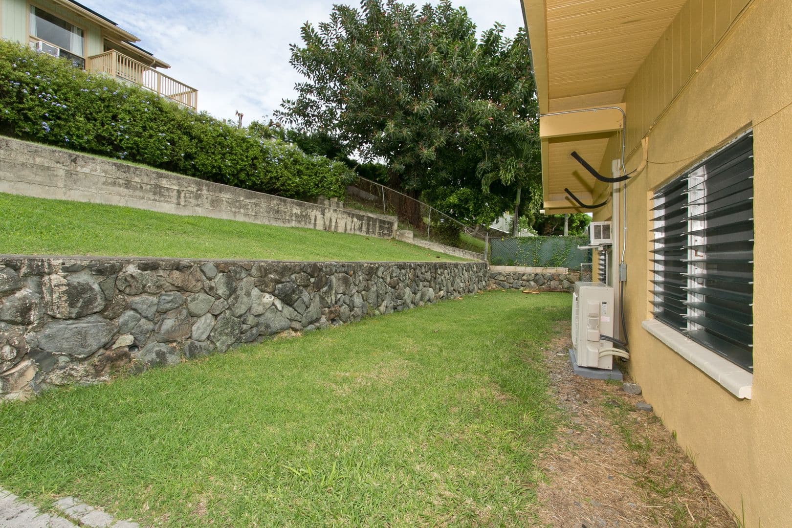 Kailua House: 523 Iliʻāina Street-Studio