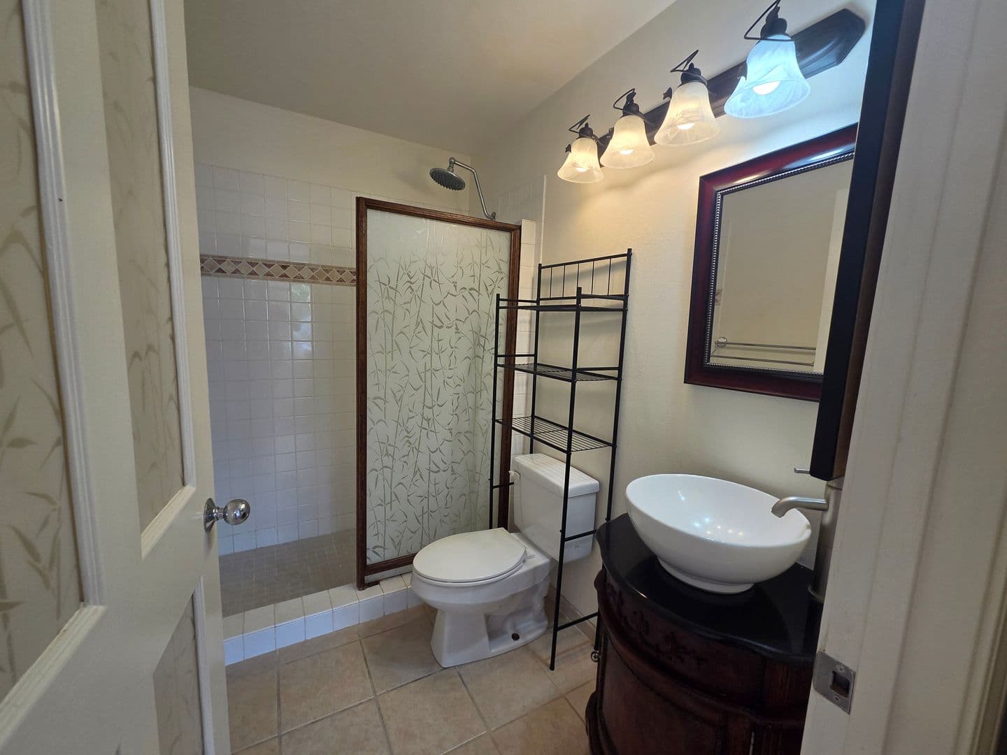 Kailua Kona Condo: 75-6081 Alii Dr. #W103