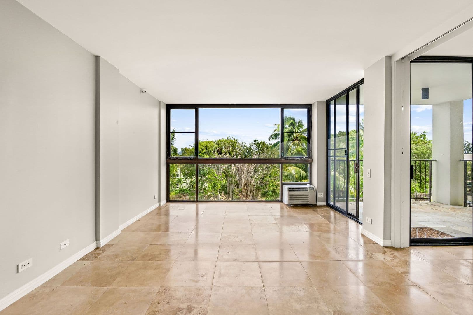 Kailua Condo: 322 Aoloa St #505