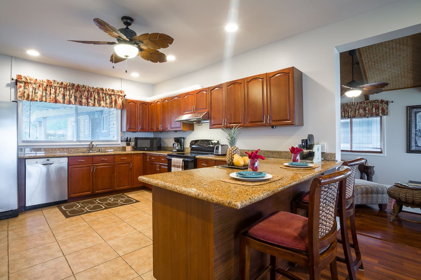Hauula House: 53-829 Kamehameha Hwy