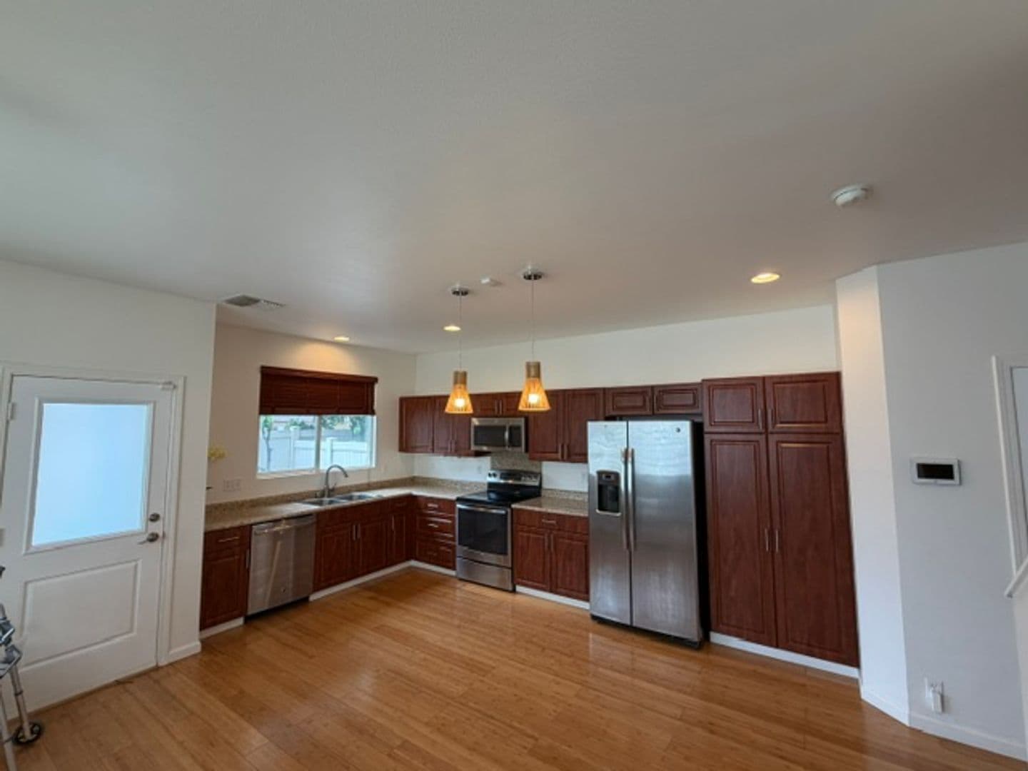 Ewa Beach House: 91-1001 Keaunui St #26