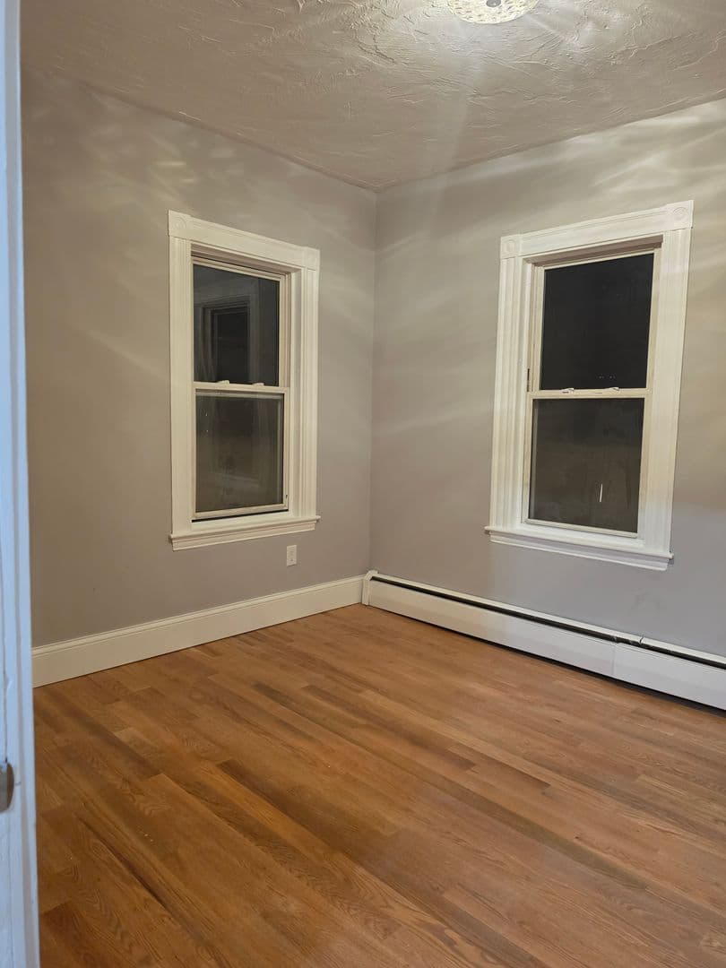 Peabody Apartment: 17 Warren St