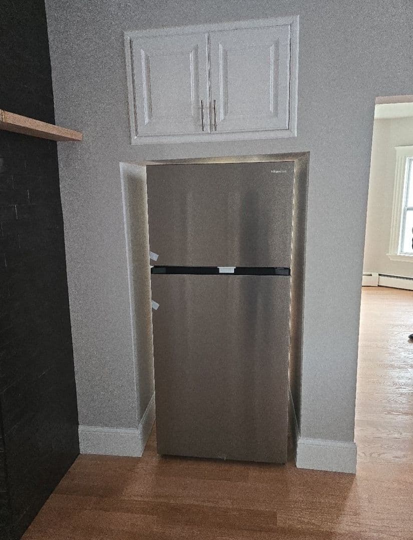 Peabody Apartment: 17 Warren St