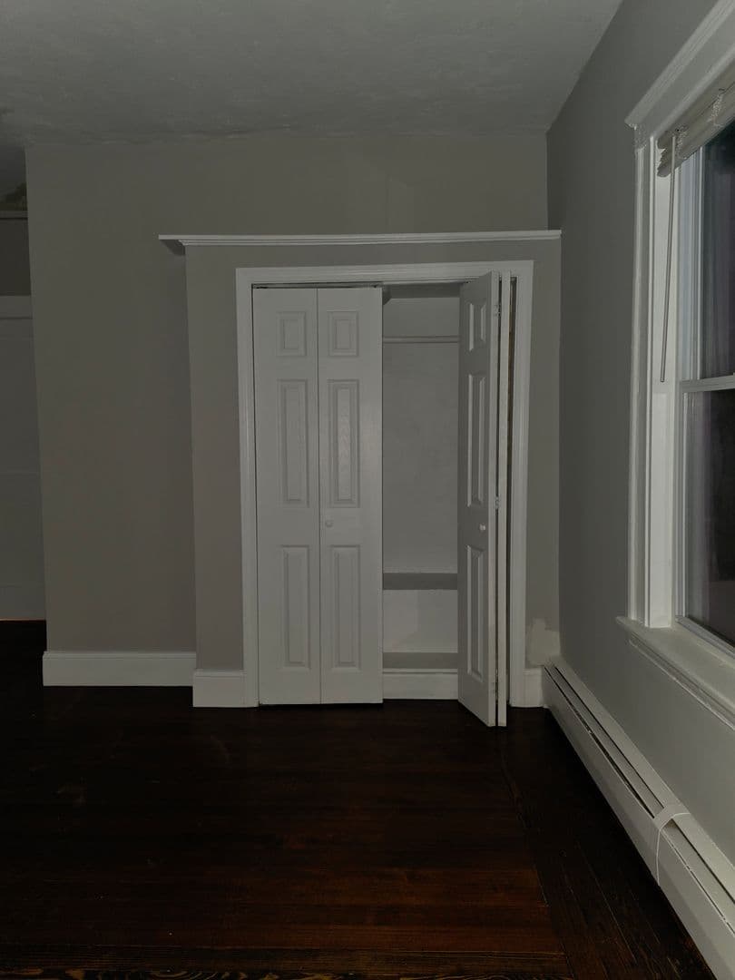 Peabody Apartment: 17 Warren St