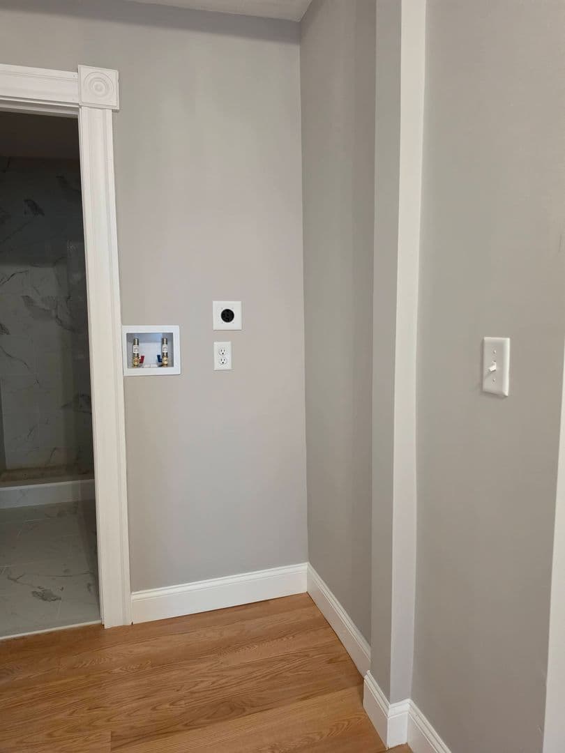 Peabody Apartment: 17 Warren St