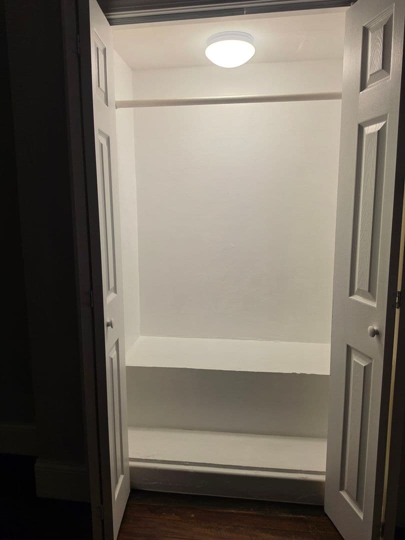 Peabody Apartment: 17 Warren St