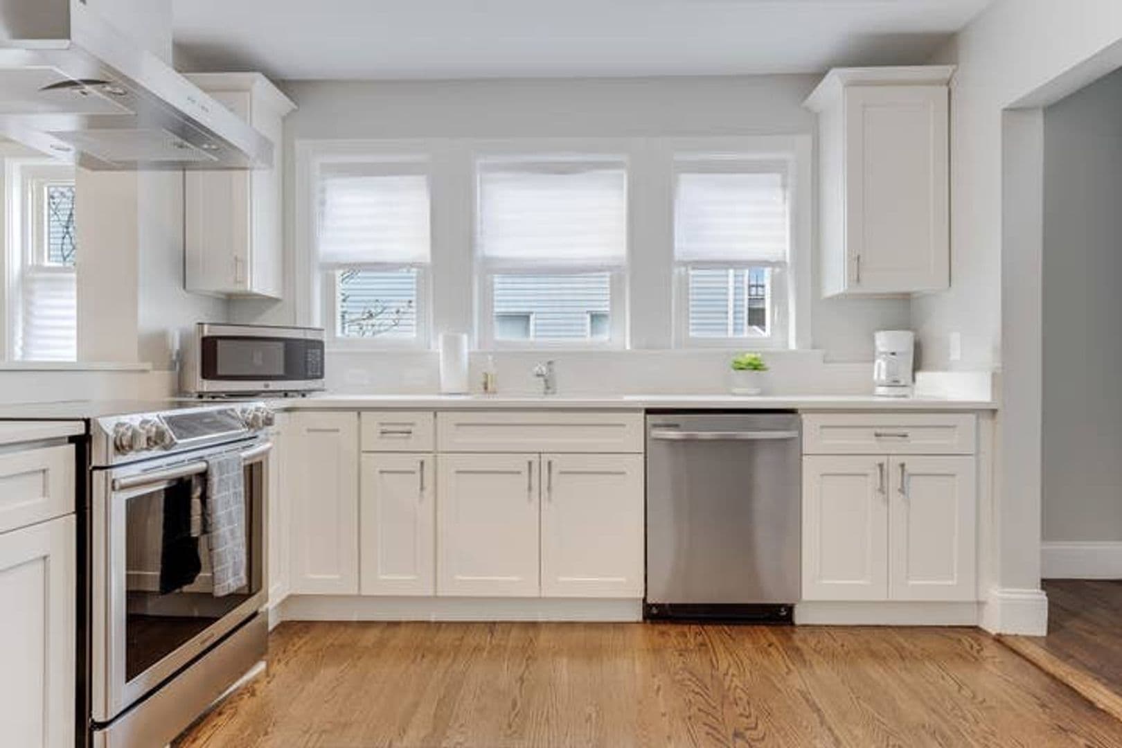 Medford Apartment: 10 Park St