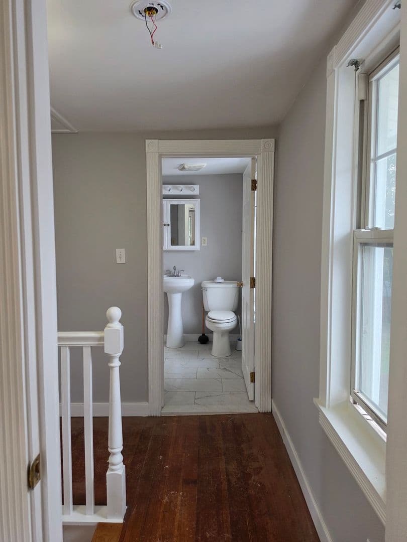 Methuen Apartment: 38 Strathmore Rd