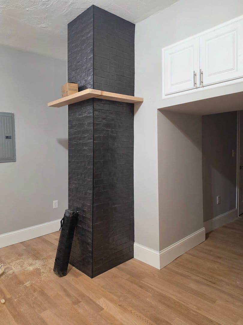 Peabody Apartment: 17 Warren St