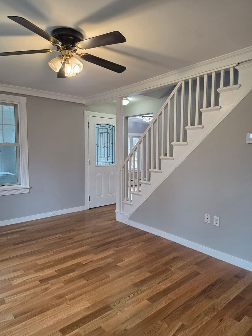 Methuen Apartment: 38 Strathmore Rd