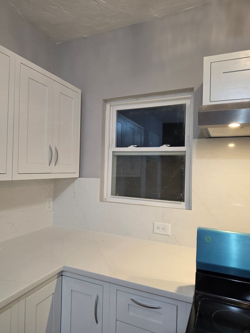 Peabody Apartment: 17 Warren St