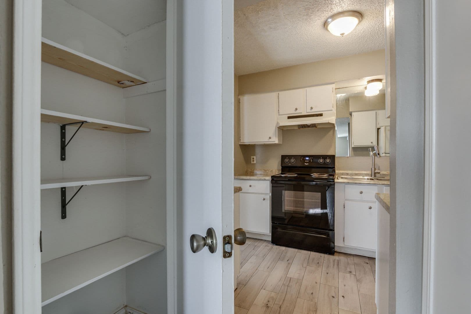 Oklahoma City House: 6048 NW Expressway