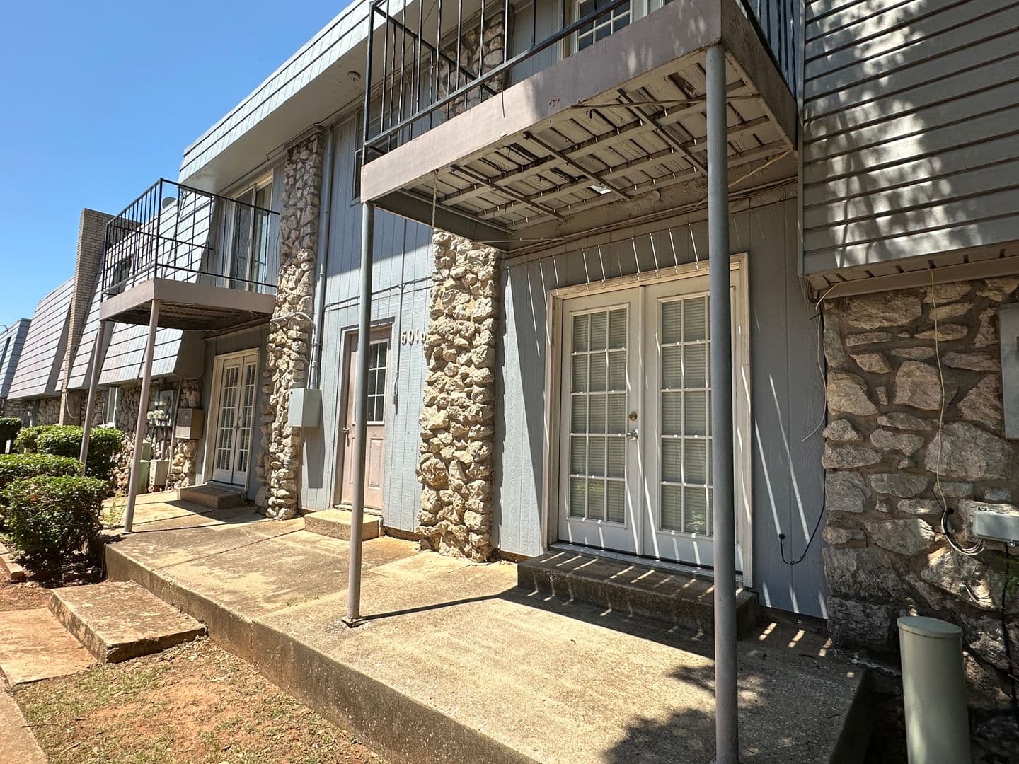 Oklahoma City House: 6016 NW Expressway Unit B
