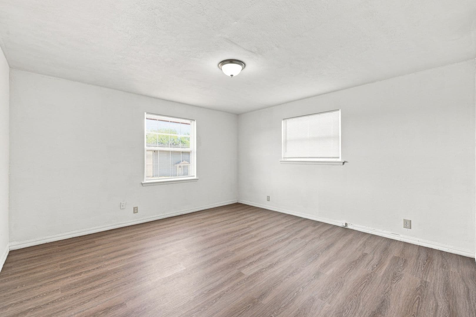 Oklahoma City House: 700 NE 81st Street