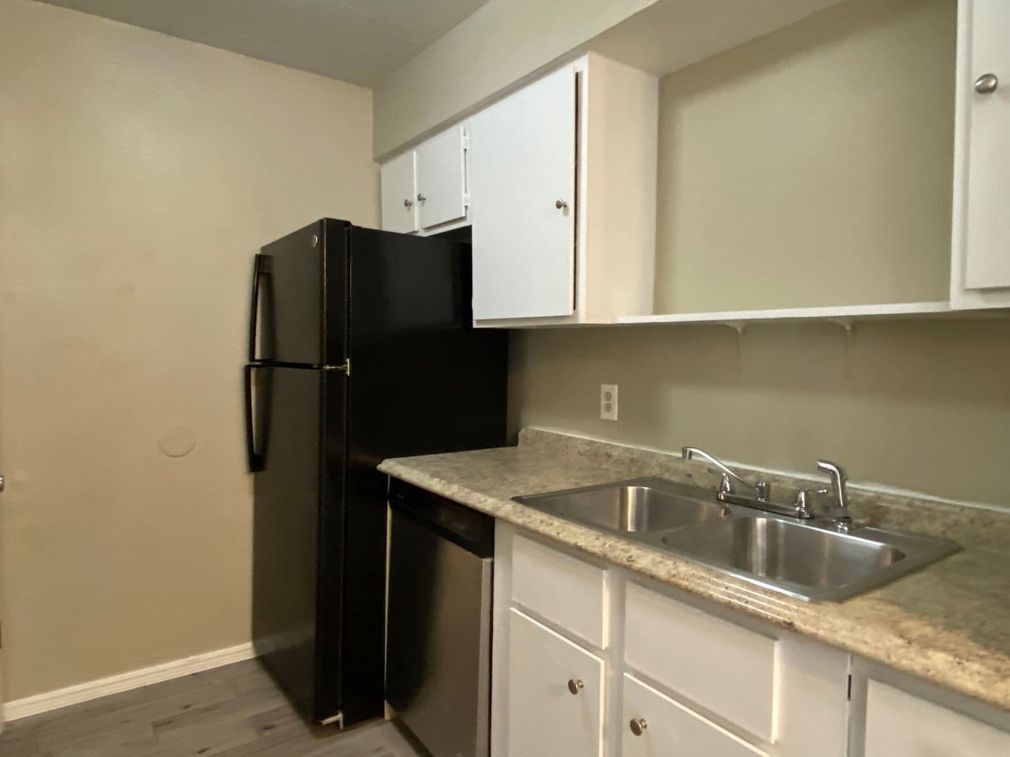 Oklahoma City House: 6030 NW Expressway Unit A