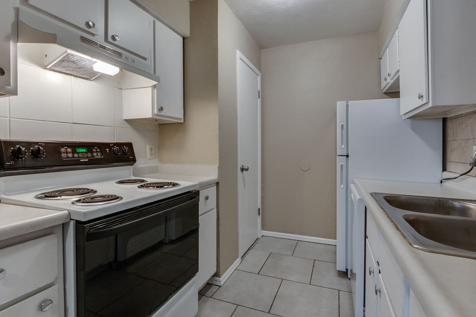 Oklahoma City House: 6026 NW Expressway Unit C