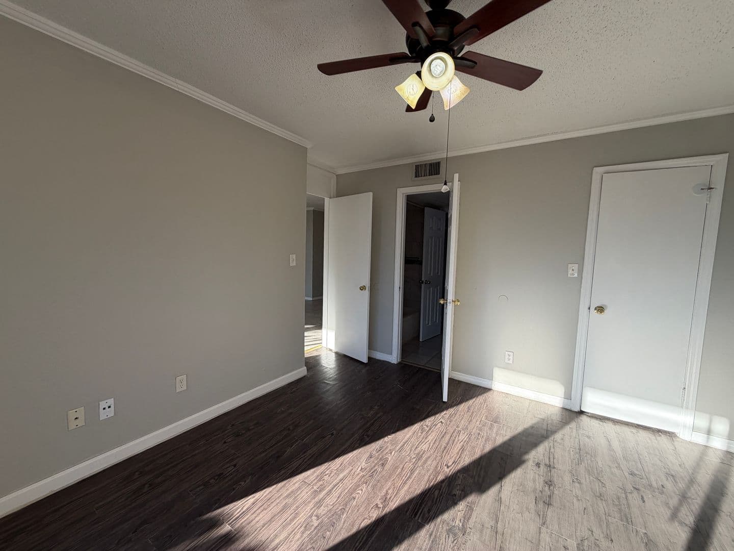 OKC House: 6000 N. Brookline Apt 63