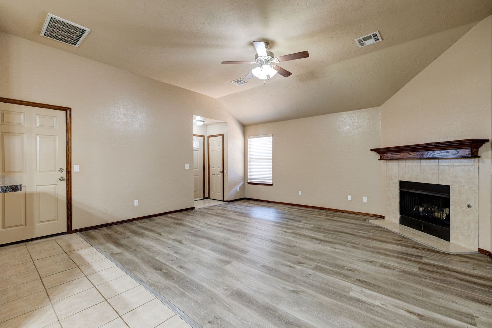 Yukon House: 3517 Galatian Way