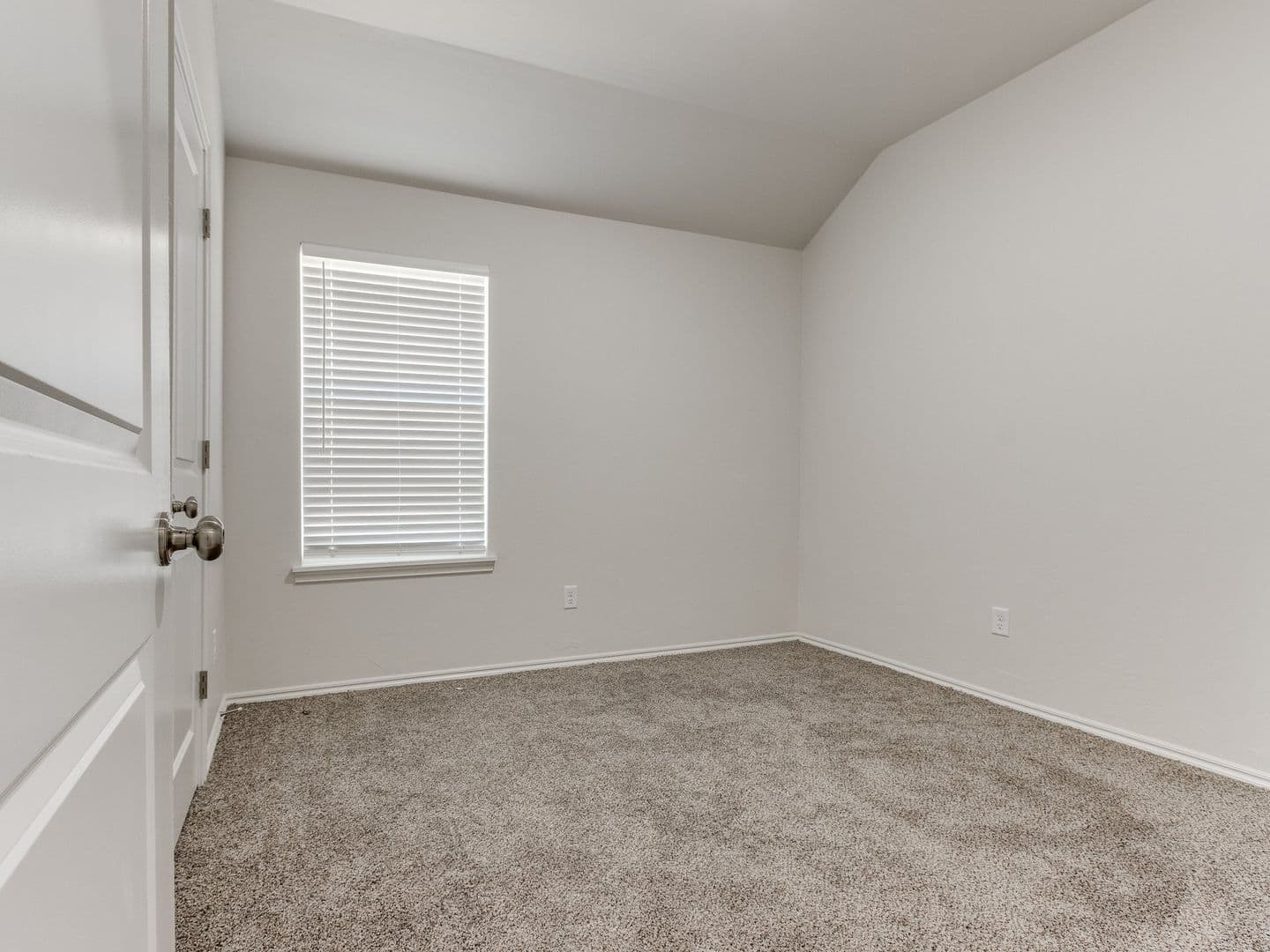 El Reno House: 1515 Pavy Parkway