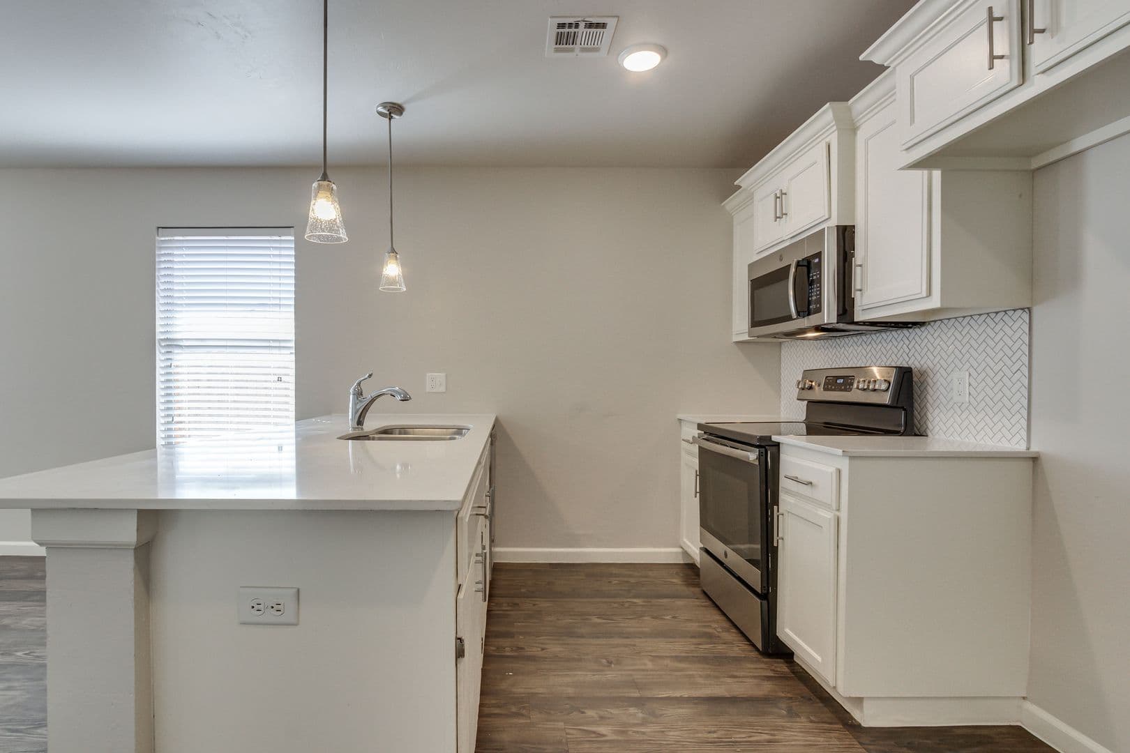 Oklahoma City House: 407 Vail Circle