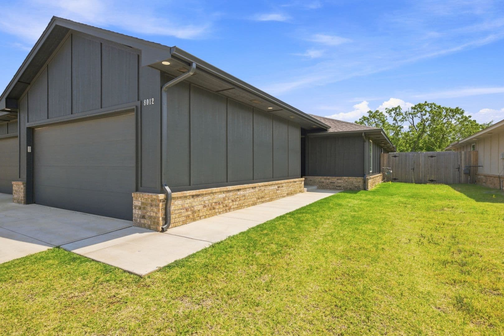Okahoma City Apartment: Oak Hollow