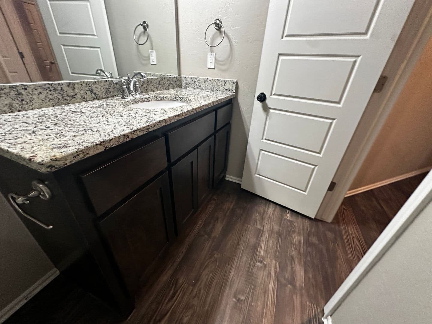 Moore House: 745 SW 14th St