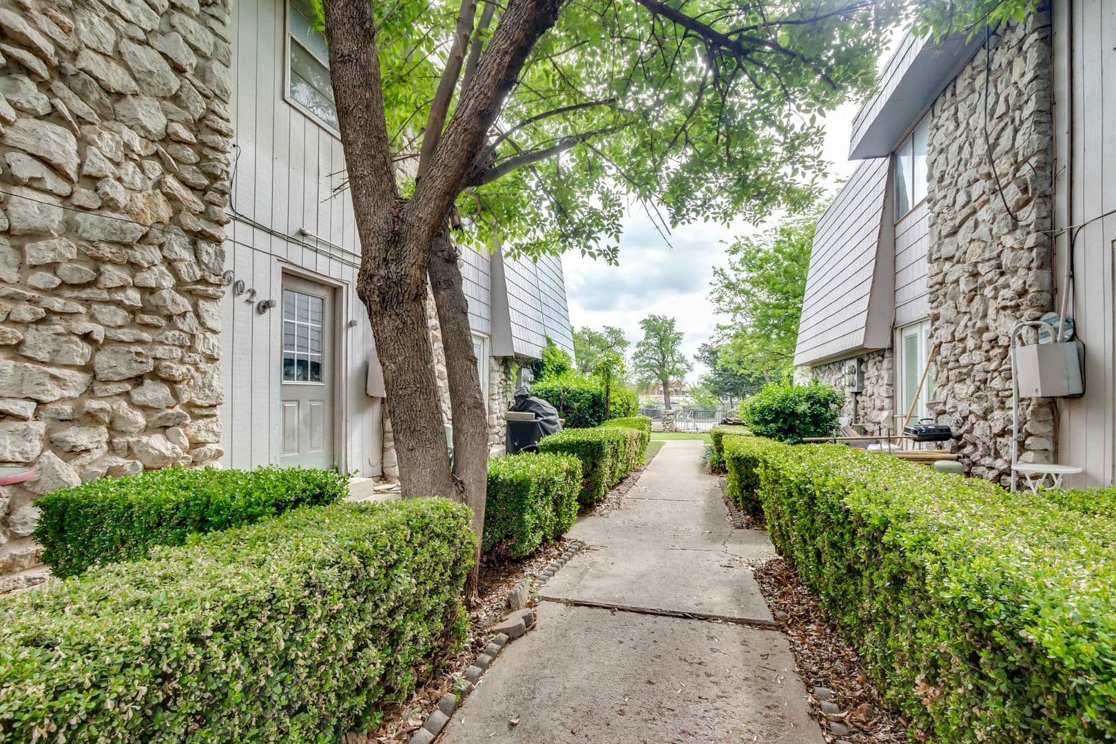 Oklahoma City House: 6026 NW Expressway Unit C