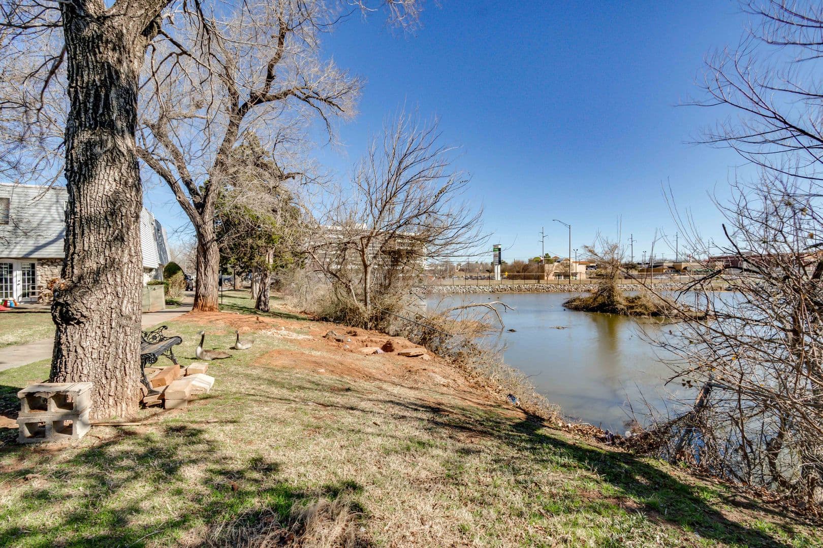 Oklahoma City House: 6048 NW Expressway