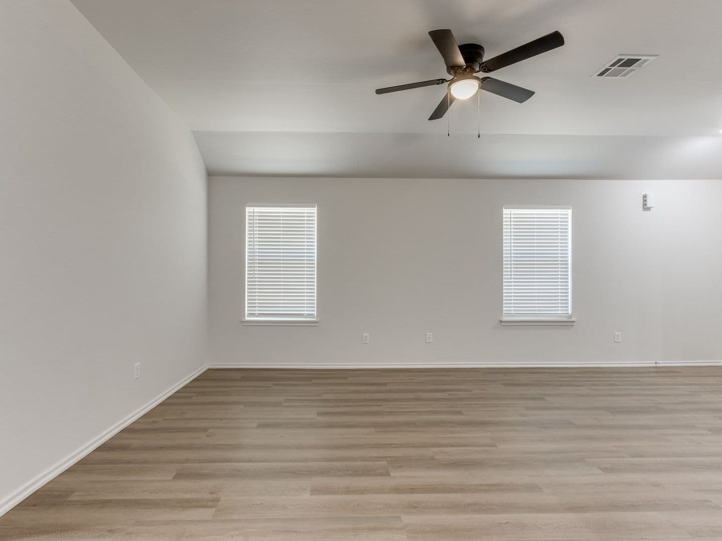 El Reno House: 1515 Pavy Parkway