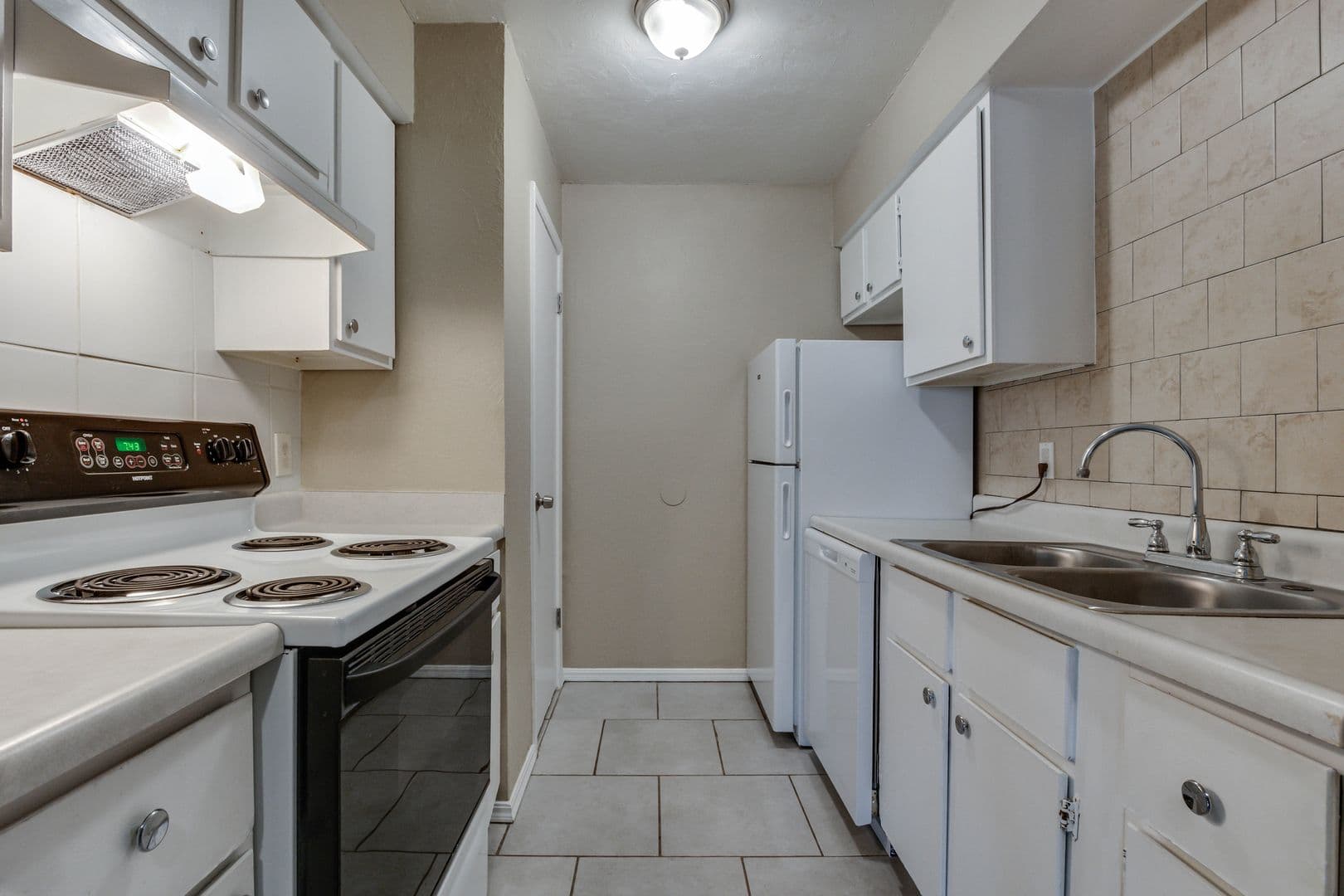 Oklahoma City House: 6026 NW Expressway Unit C