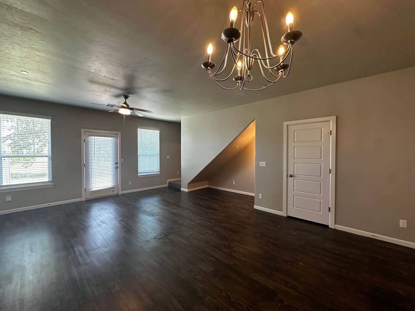 Moore House: 745 SW 14th St