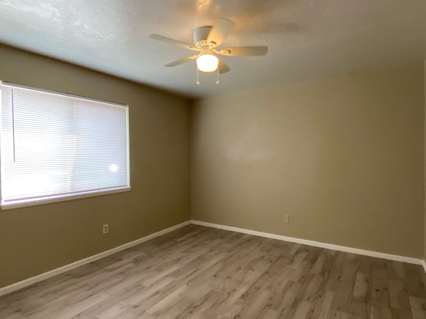 Oklahoma City House: 6030 NW Expressway Unit A