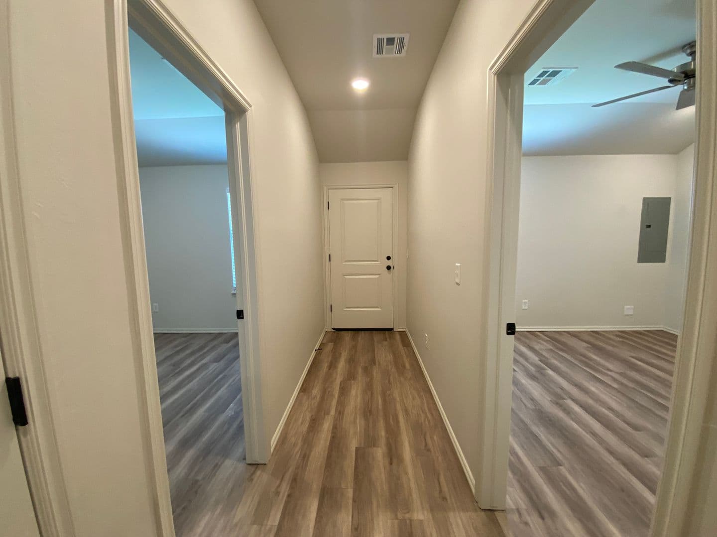 Okahoma City Apartment: Oak Hollow