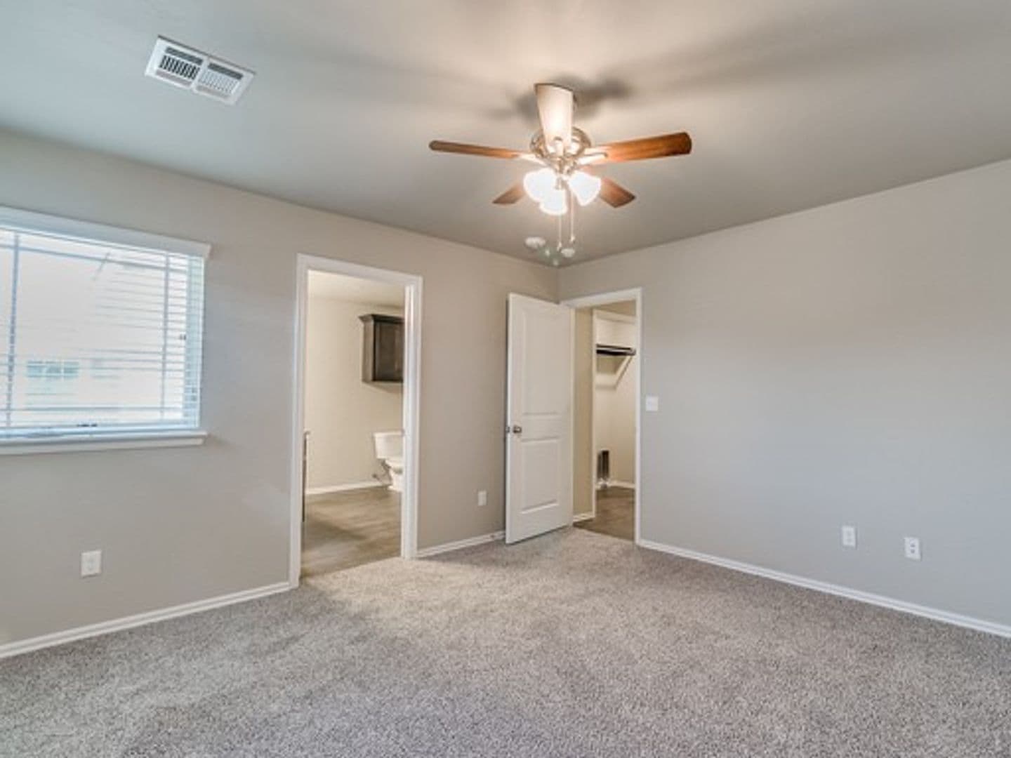 Moore House: 759 SW 14th St