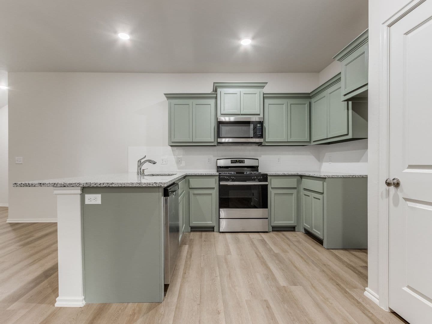 El Reno House: 1515 Pavy Parkway