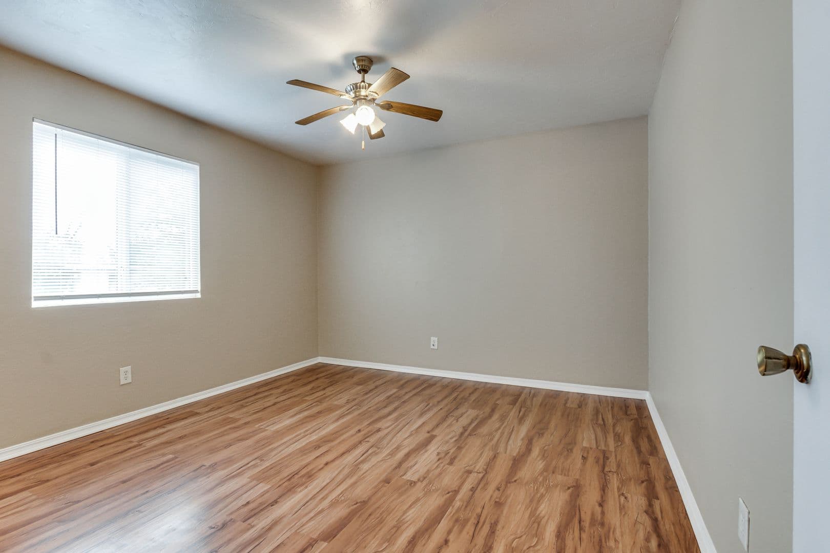 Oklahoma City House: 6026 NW Expressway Unit C