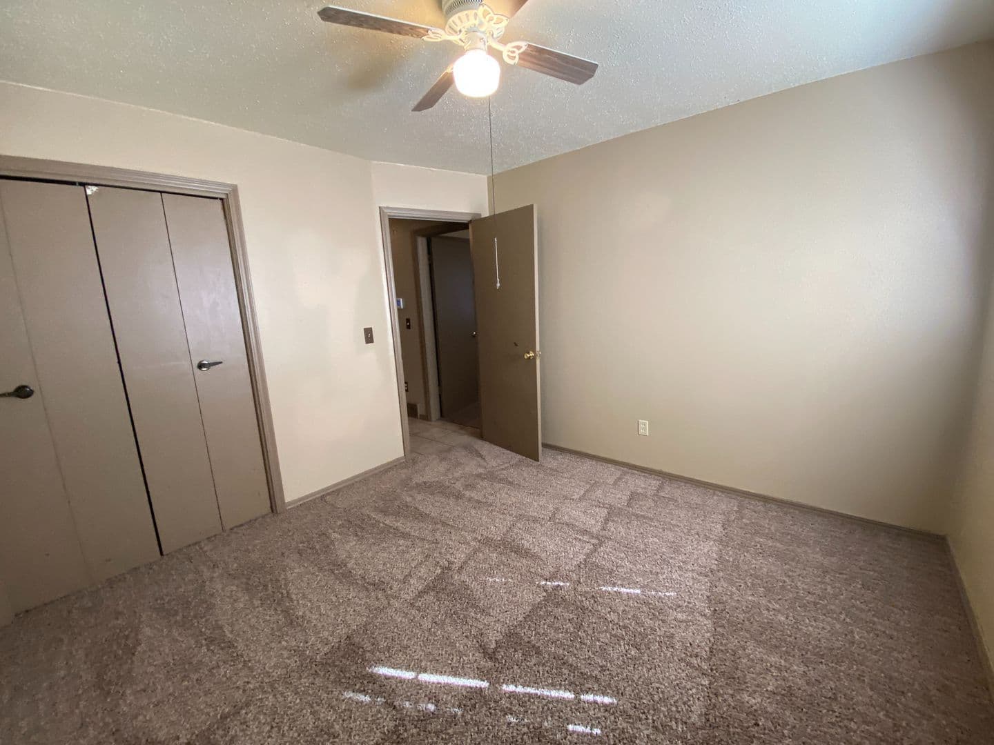 Midwest City House: 602 Royal Ave