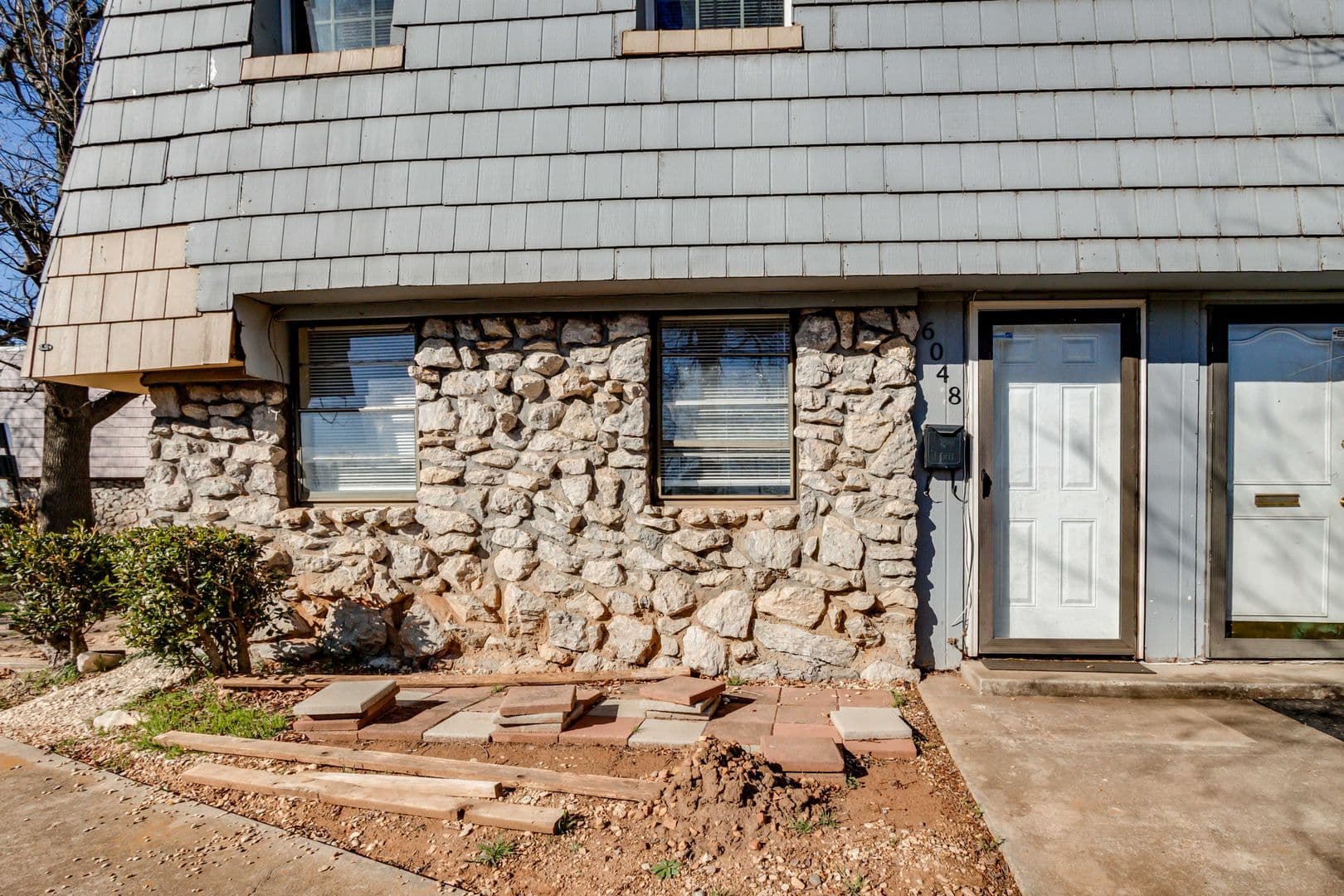 Oklahoma City House: 6048 NW Expressway
