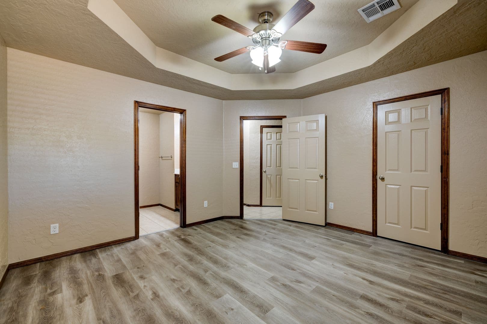 Yukon House: 3517 Galatian Way