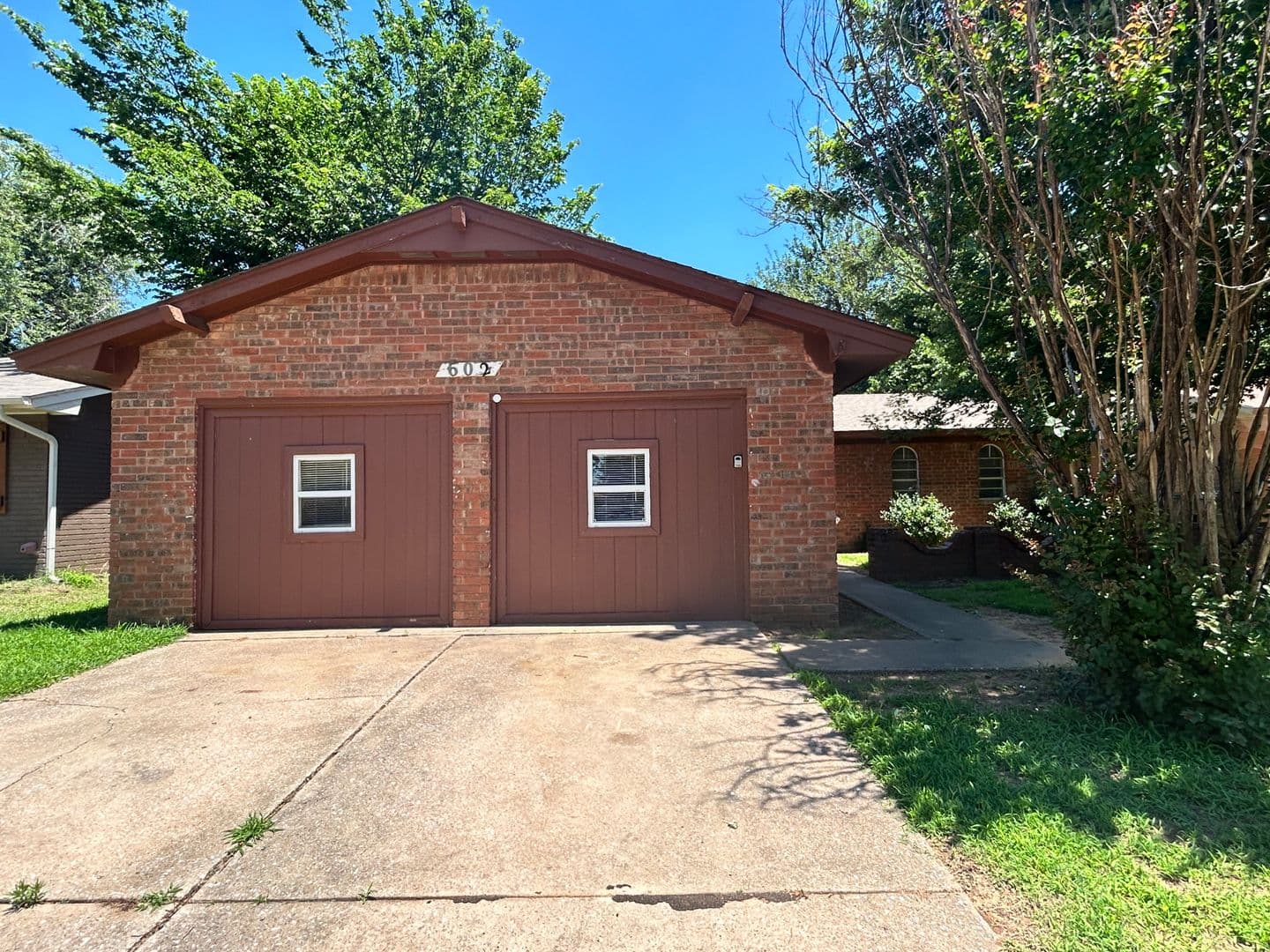 Midwest City House: 602 Royal Ave