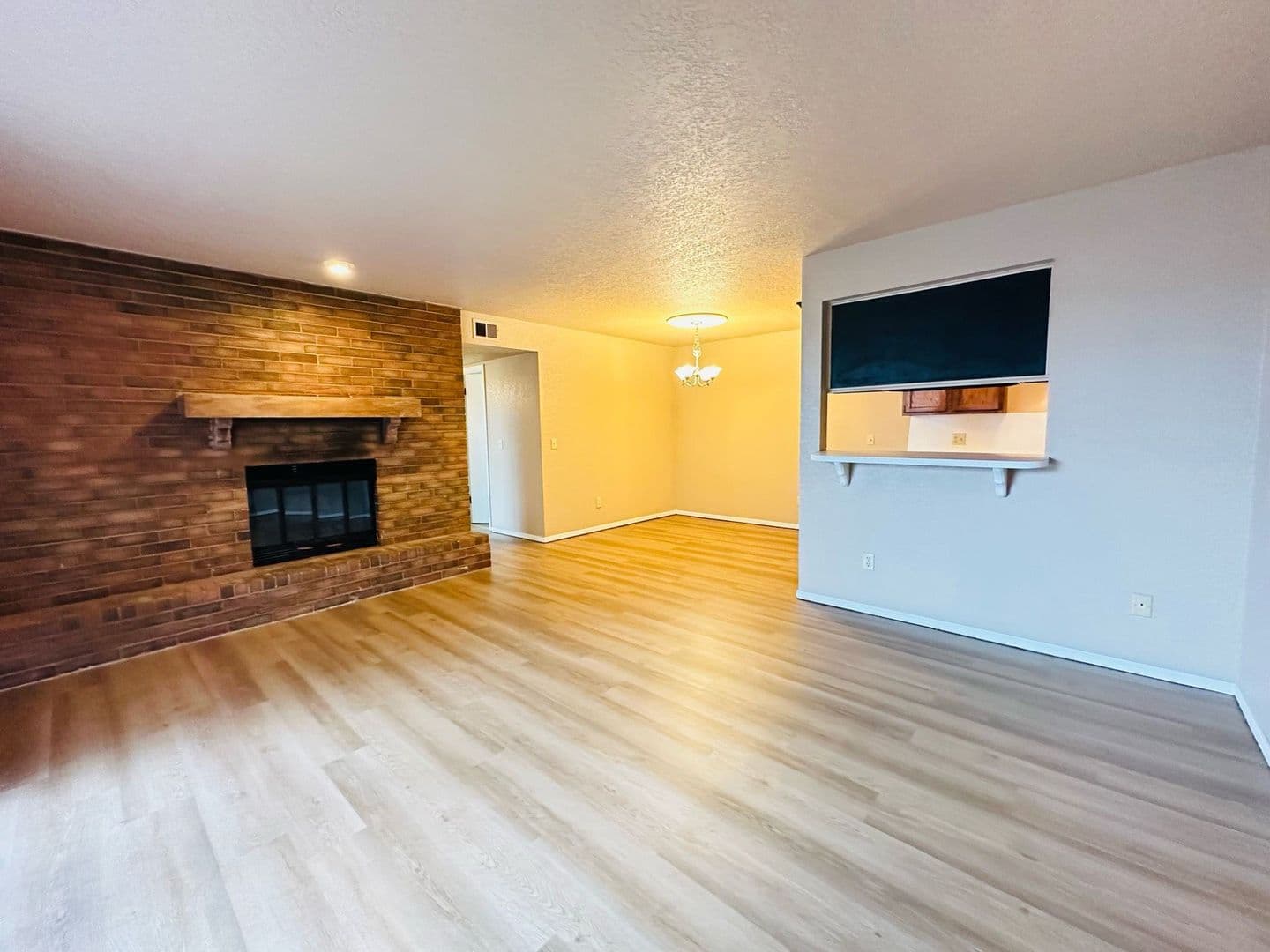 Oklahoma City House: 3200 W Britton Road #19