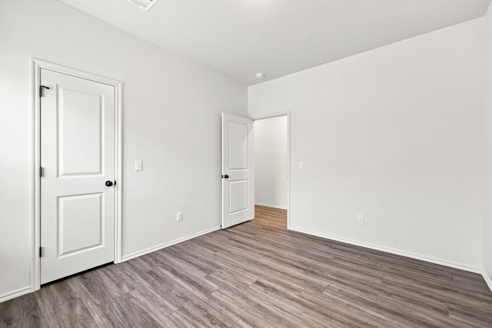 Okahoma City Apartment: Oak Hollow