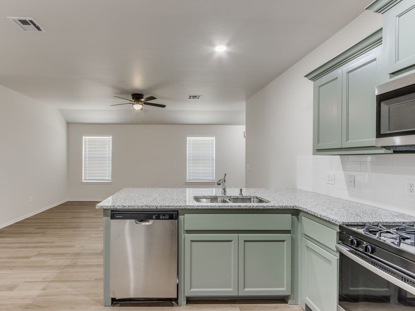 El Reno House: 1515 Pavy Parkway