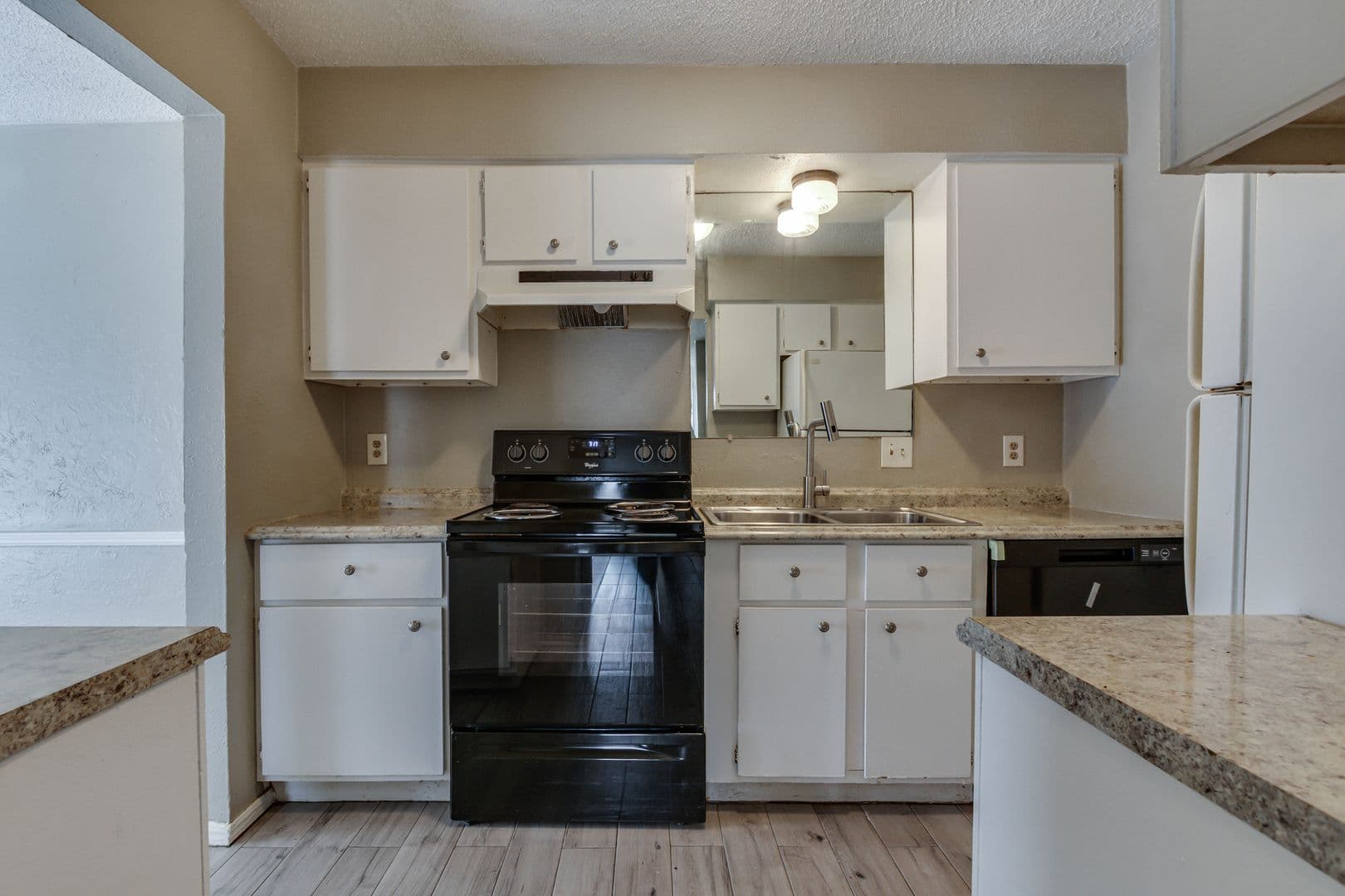 Oklahoma City House: 6048 NW Expressway