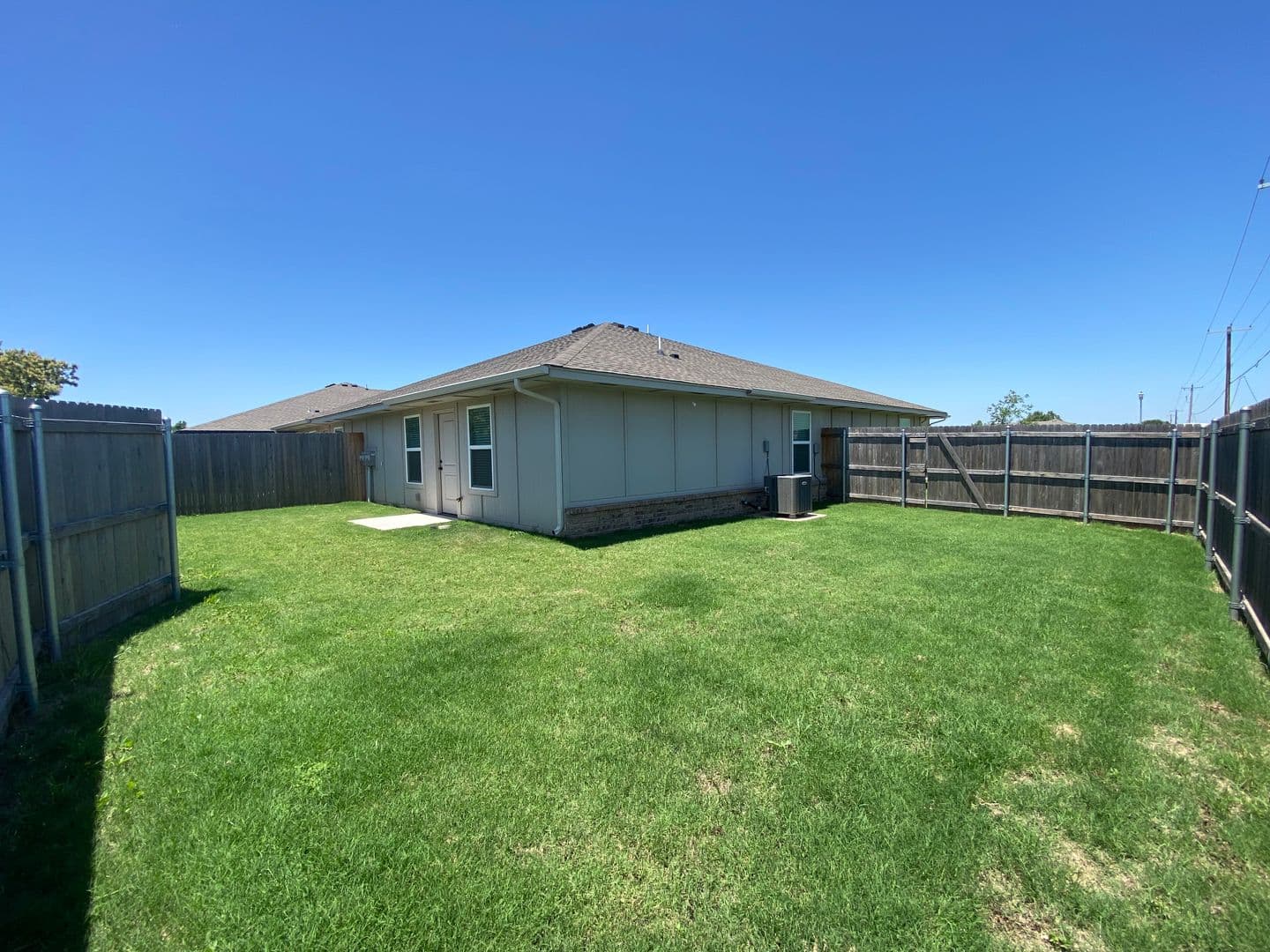 Okahoma City Apartment: Oak Hollow