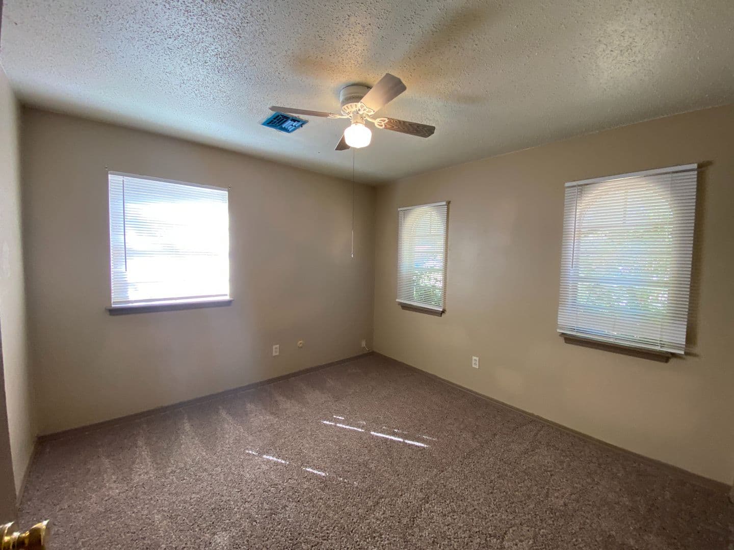 Midwest City House: 602 Royal Ave