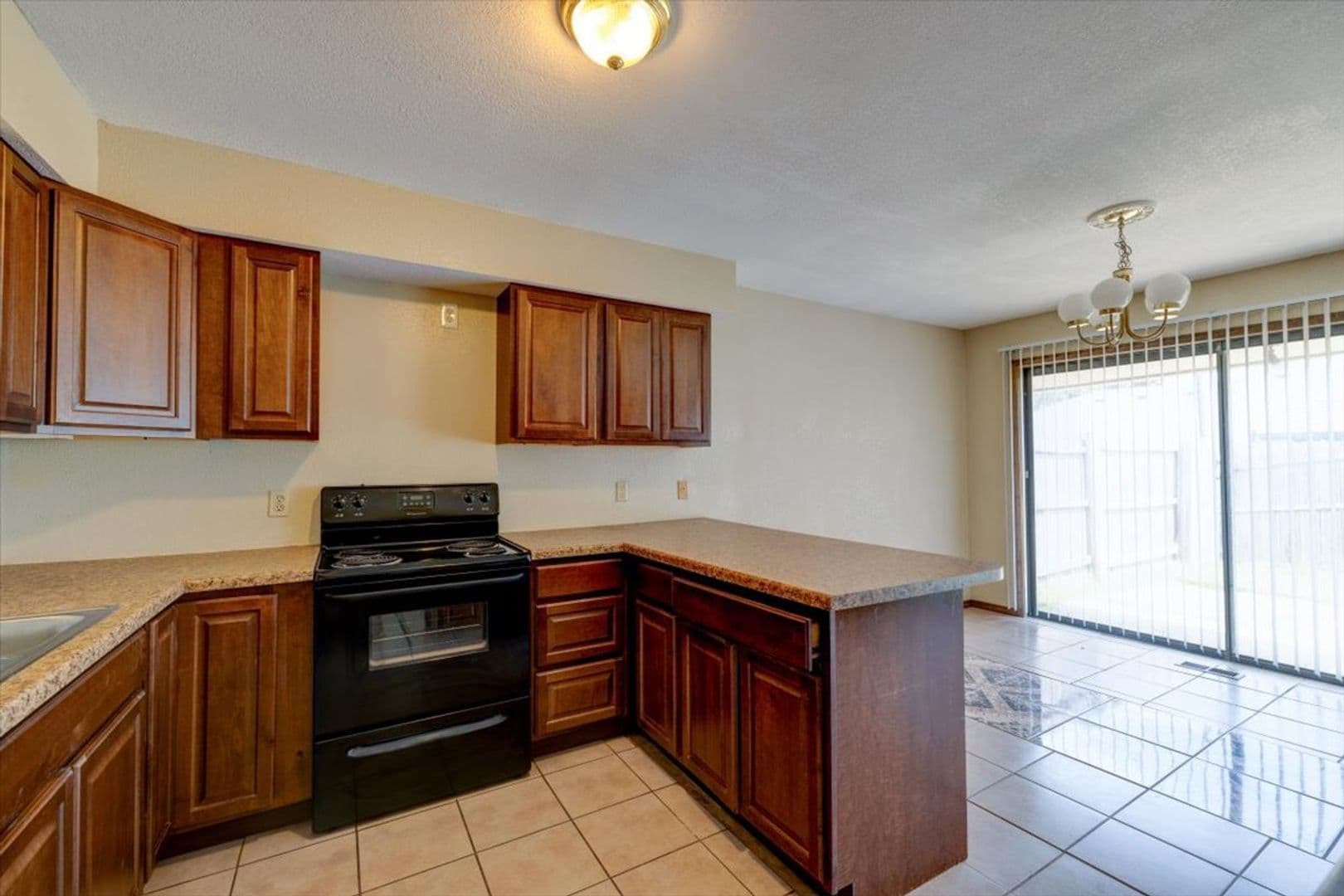 Oklahoma City House: 3718 Southwind Ave