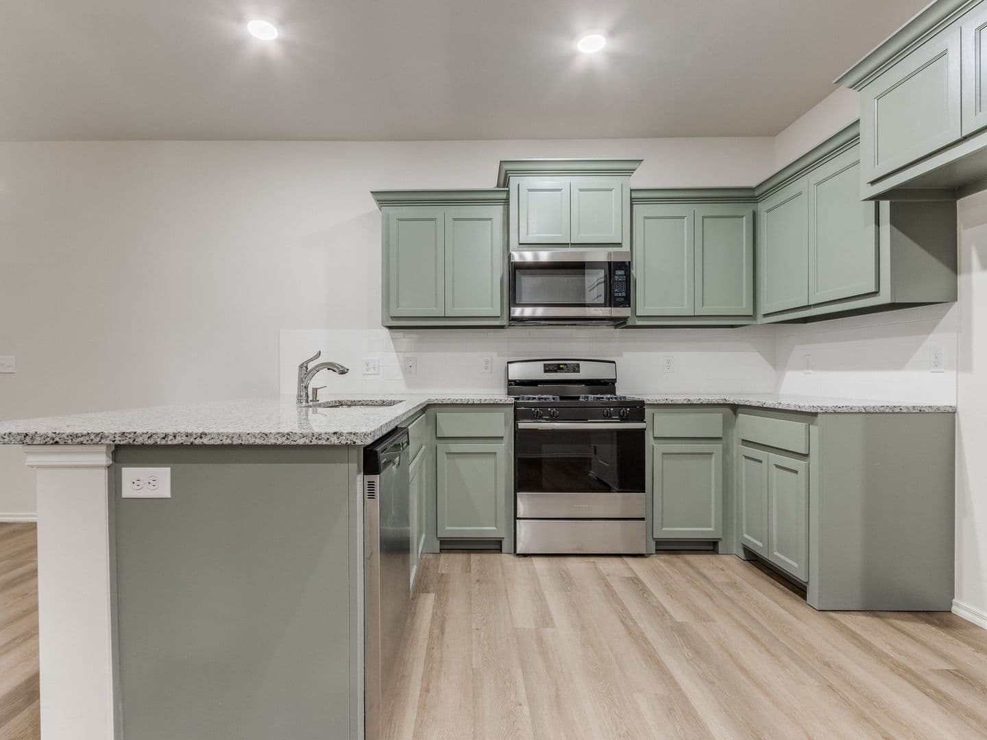El Reno House: 1515 Pavy Parkway