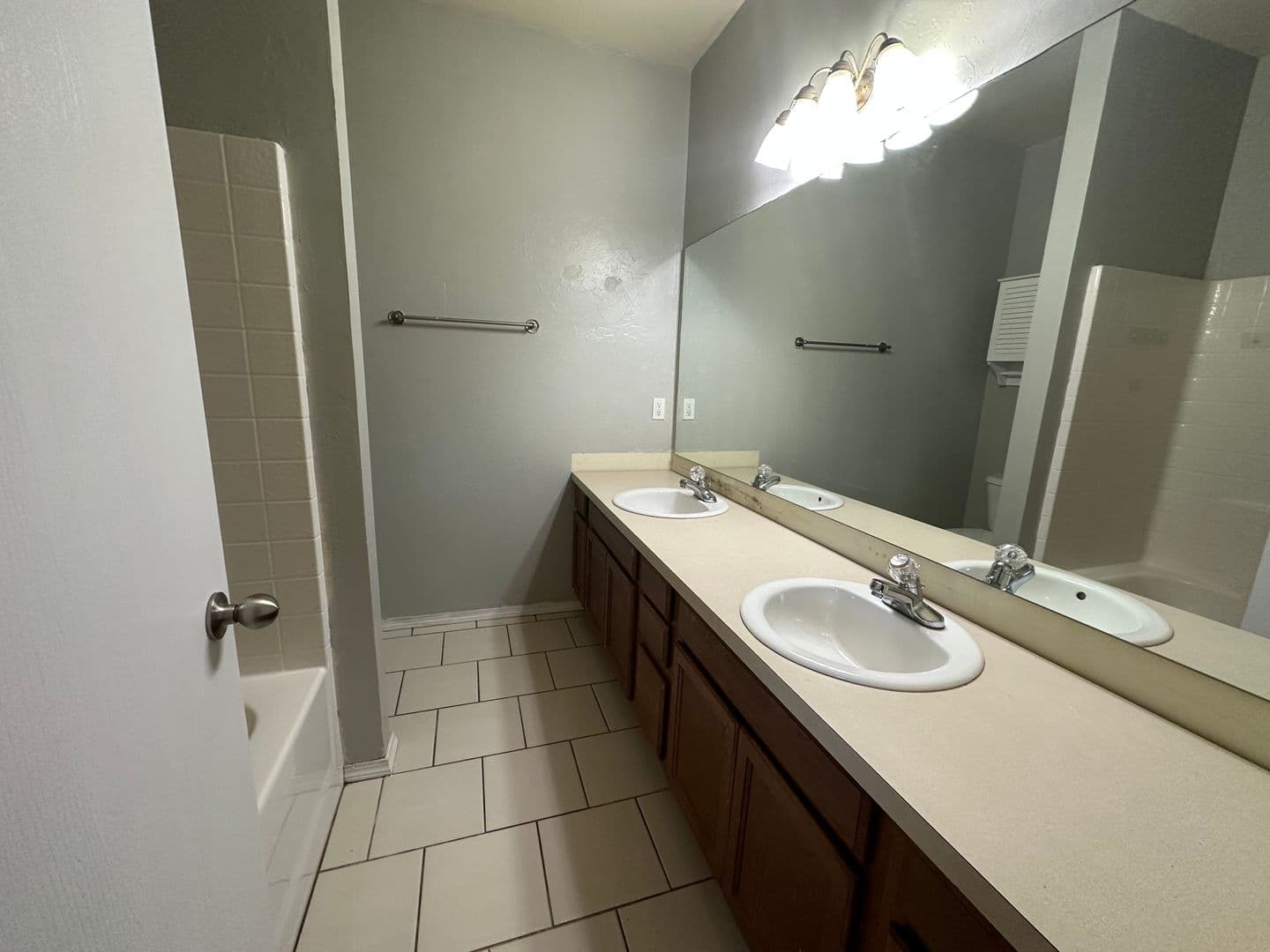 Oklahoma City House: 1735 West Palm Place